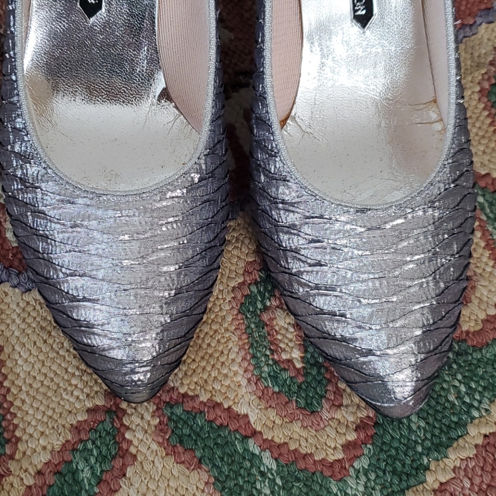 NOS Vintage Metallic Private Collection Heel - Picture 3 of 8